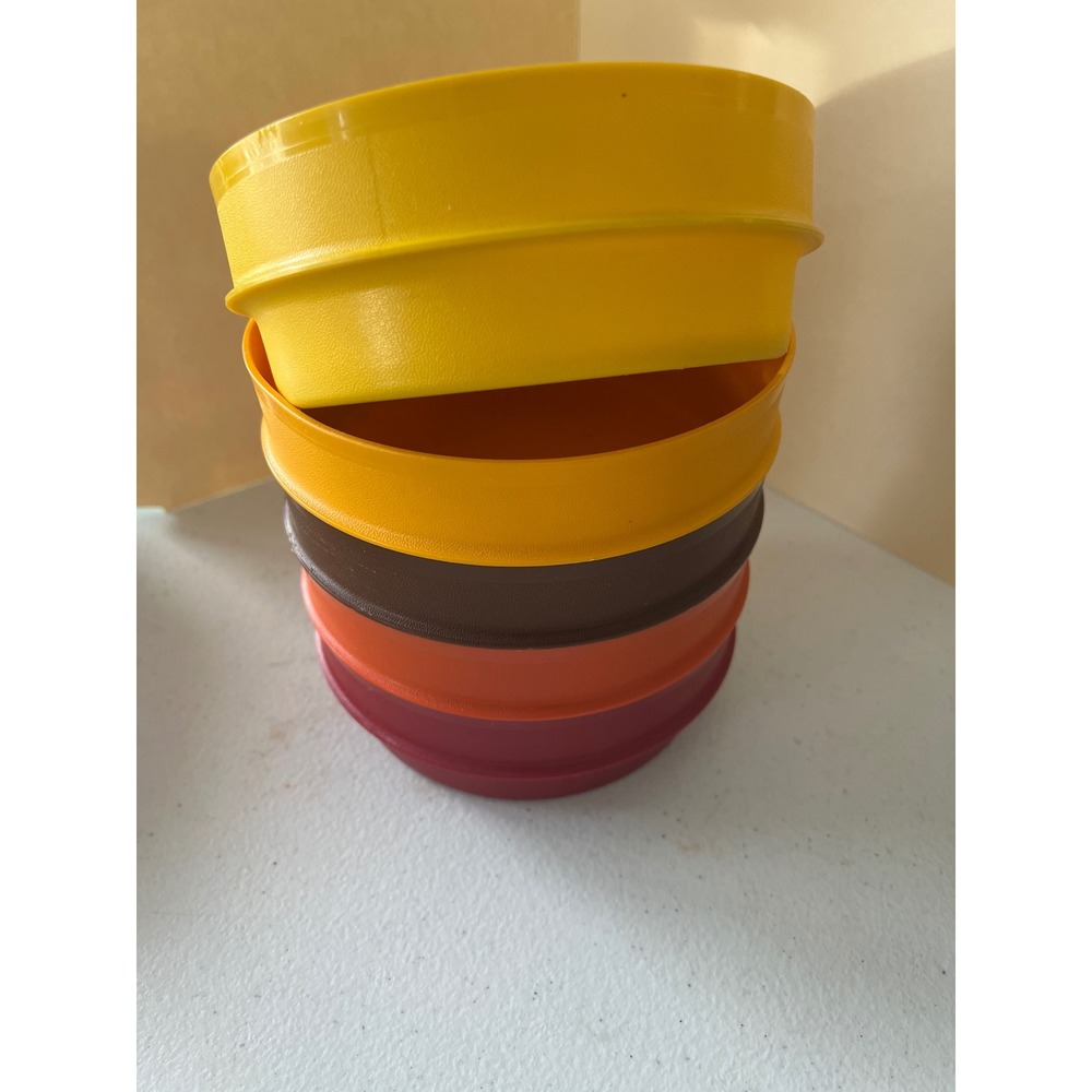 Vintage Tupperware Cereal Bowls Set of 5 Harvest Colors Yellow Orange Brown 1356